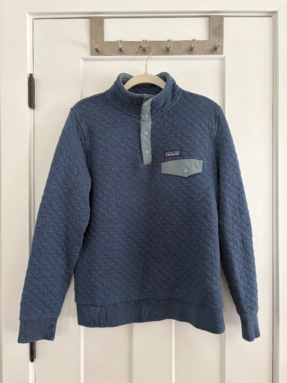 Patagonia Women's Organic Cotton Quilt Snap-T Blue Pullover size M